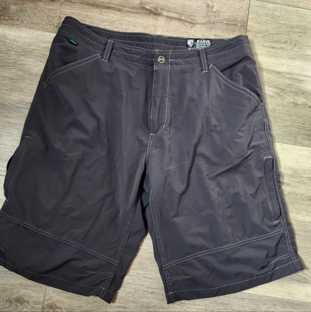 Kuhl Cargo Shorts Size 32 Dark Grey Color